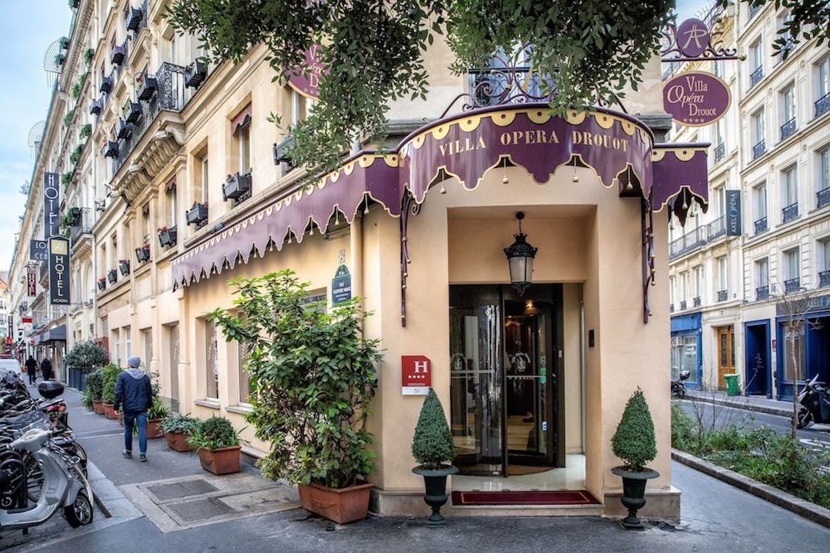 What guests think of the La Demeure Montaigne Hotel in Paris, France, by  William Geoffroy, Aug, 2023