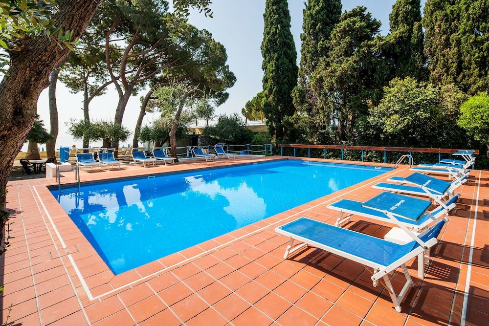 Eden Park i Diano Marina Se priser her!