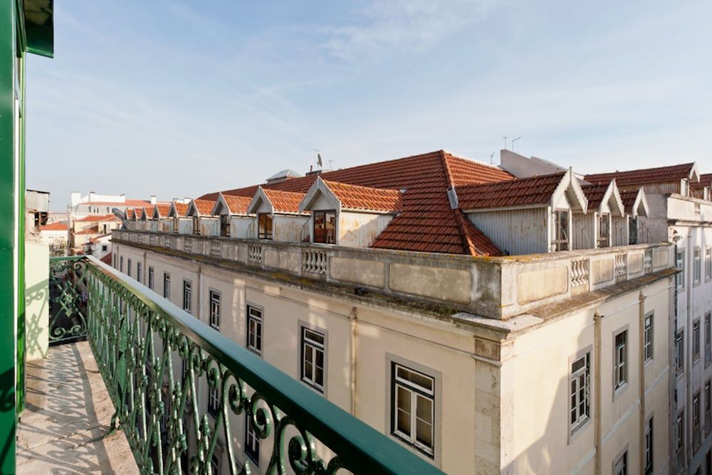 Lisbon Colours Bairro Alto Apartments i Lisboa Se priser her!